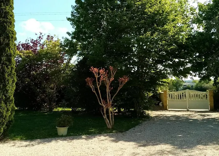 ベッド・アンド・ブレックファスト Le Chene Blanc *